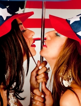 Christie – Red White & Boooobs Christie – Red White & Boooobs
